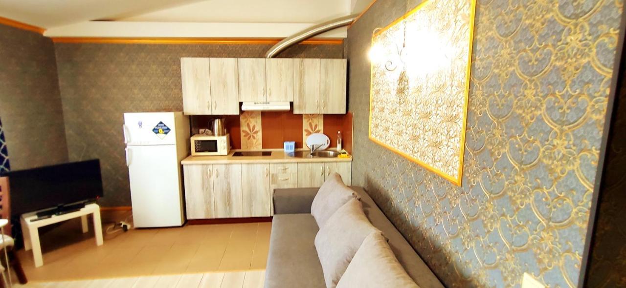 Be real Apartment Ivano-Frankivsk Exterior foto