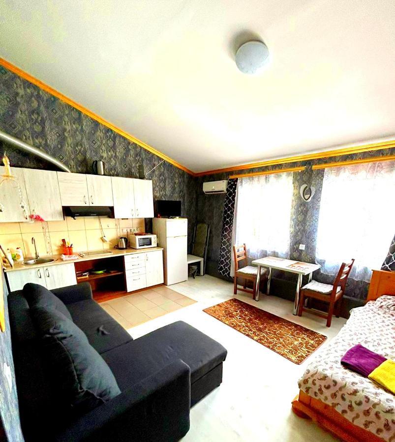 Be real Apartment Ivano-Frankivsk Exterior foto